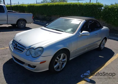 2006 Mercedes-Benz Clk 350 из США, поврежденный, VIN WDBTK56H56F193669